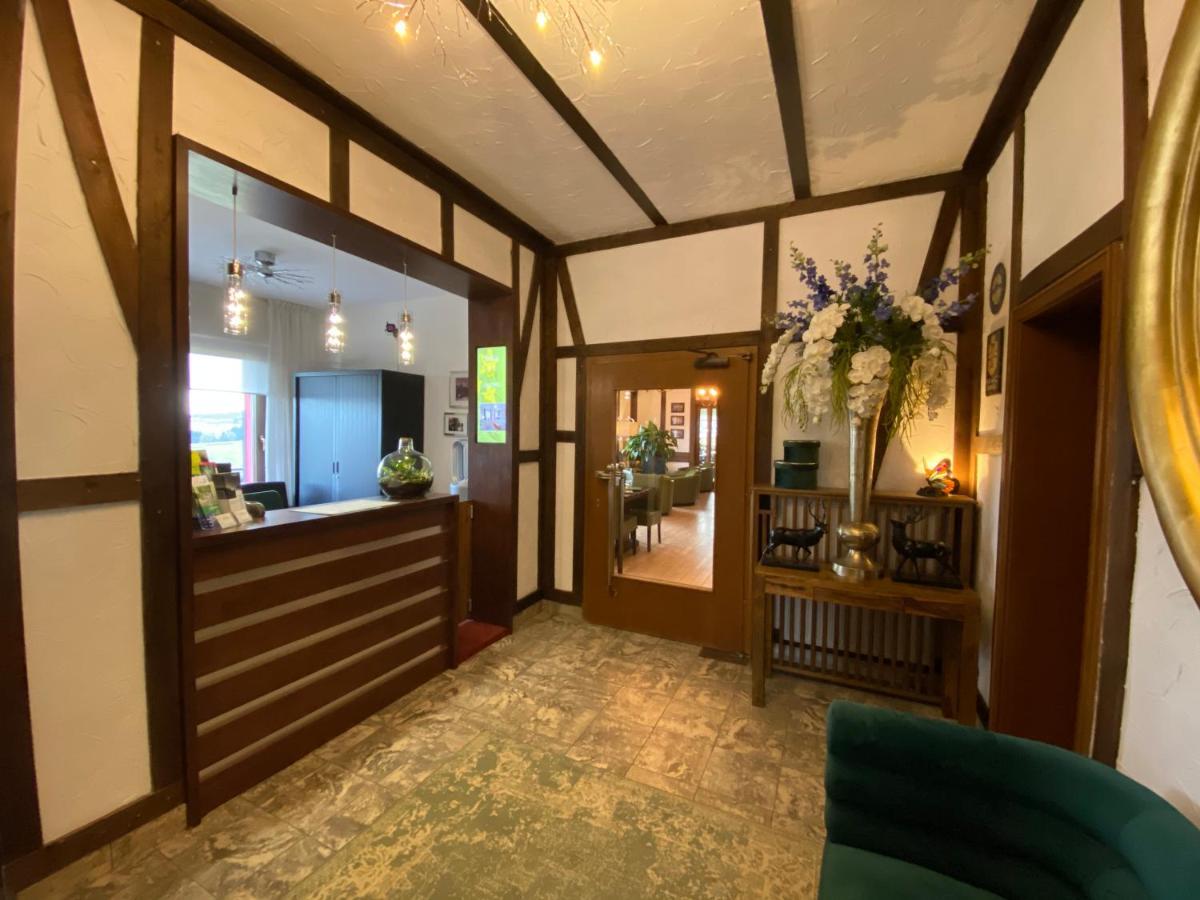 Boutique Hotel Restaurant Hollerather Hof Хелентал Екстериор снимка