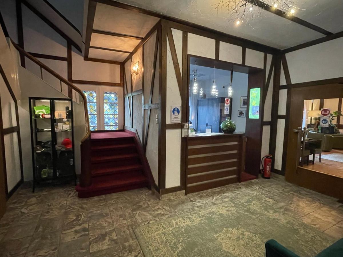 Boutique Hotel Restaurant Hollerather Hof Хелентал Екстериор снимка