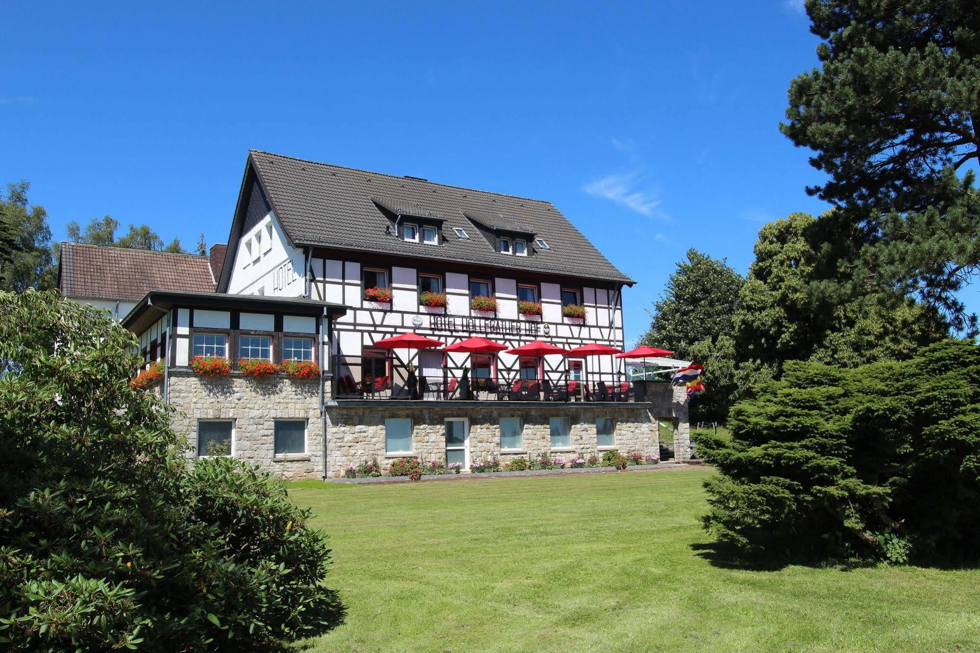 Boutique Hotel Restaurant Hollerather Hof Хелентал Екстериор снимка