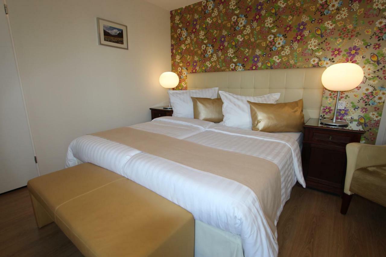 Boutique Hotel Restaurant Hollerather Hof Хелентал Екстериор снимка